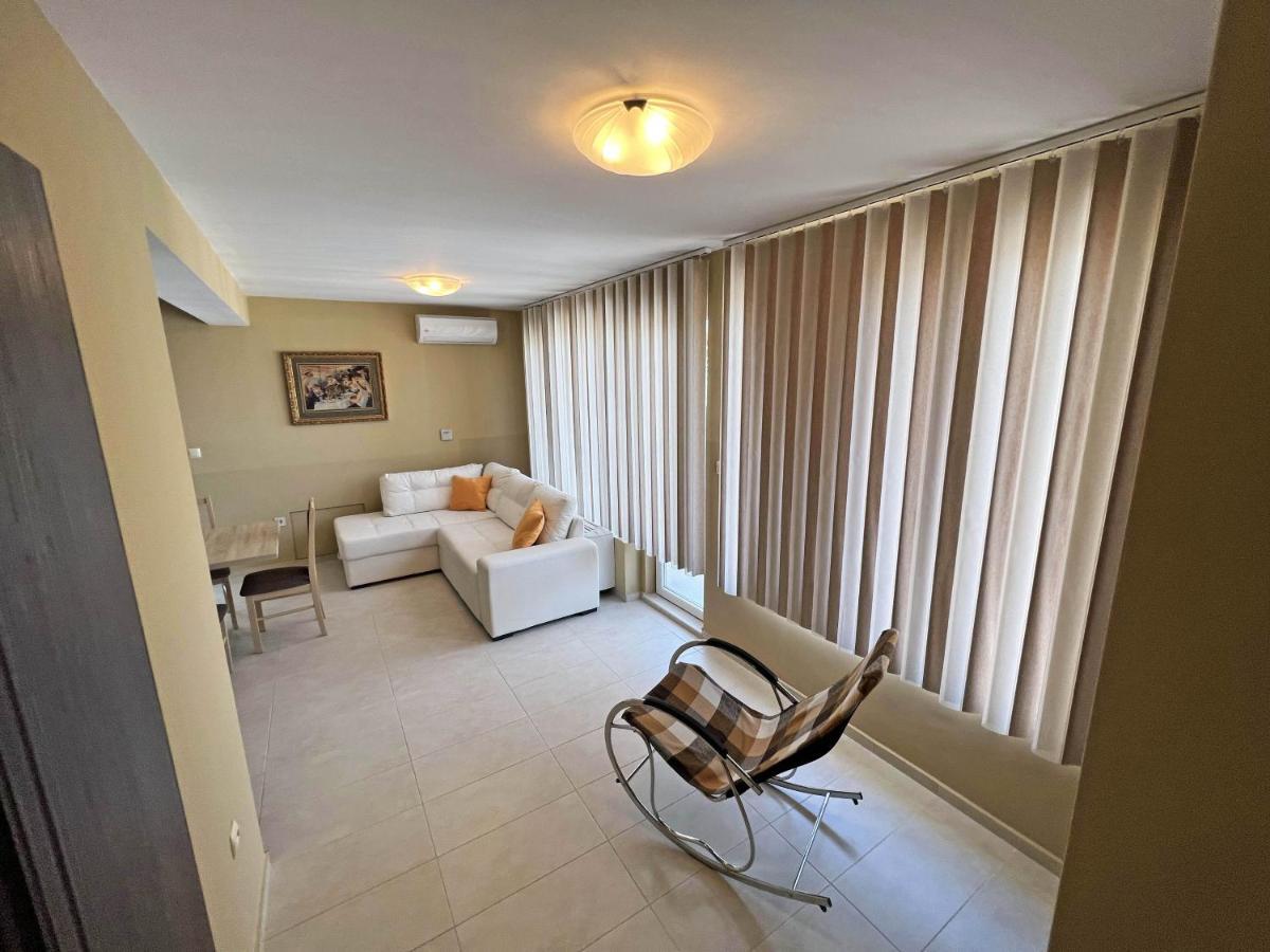 Valemar Apartments بوموري المظهر الخارجي الصورة